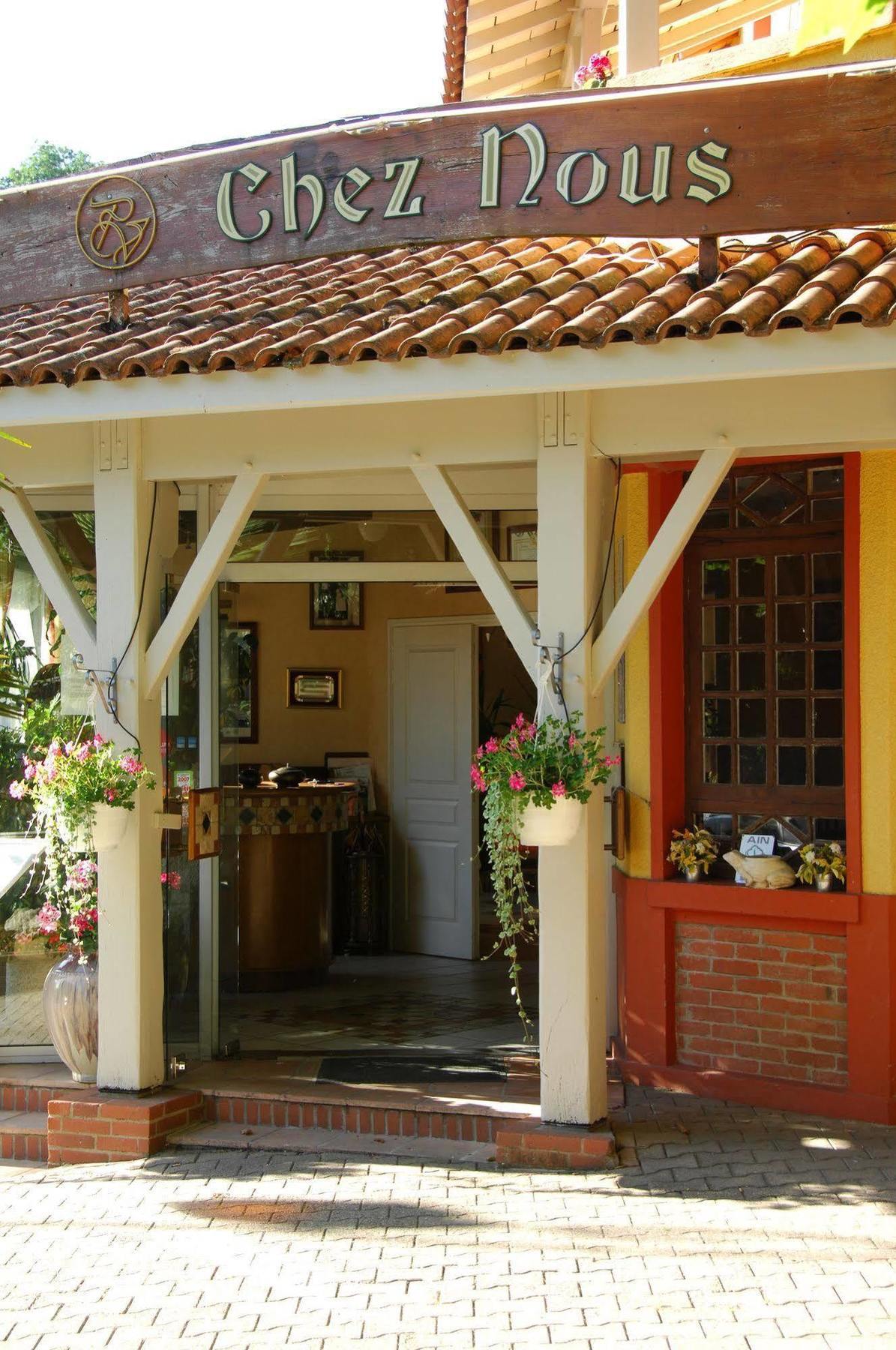 Hôtel Chez Nous Sainte-Croix  Kültér fotó